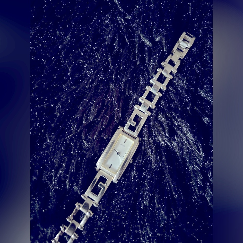 Guess Watch - Picture 2 of 6